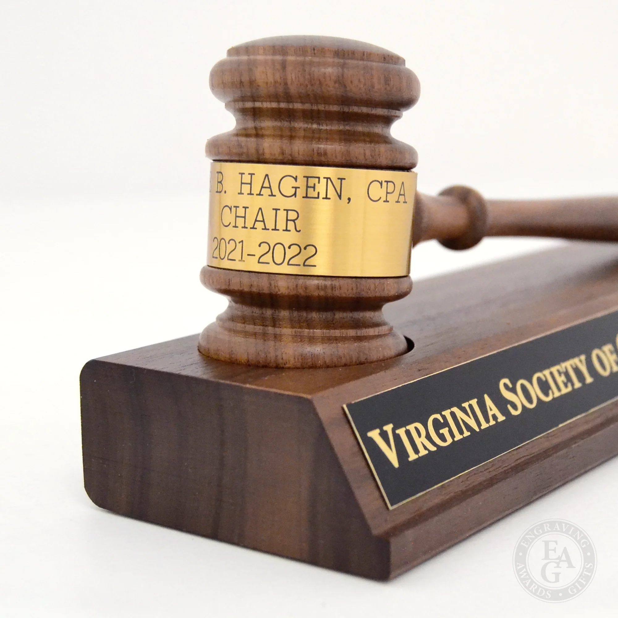 10-1/2" American Walnut Gavel with Walnut Desk Stand - Image 5